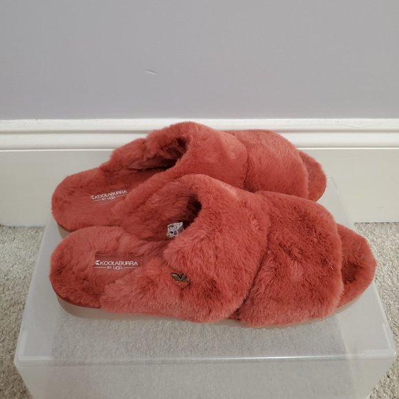 Koolaburra by Uggs Fuzz-It Slides - Picture 3 of 5